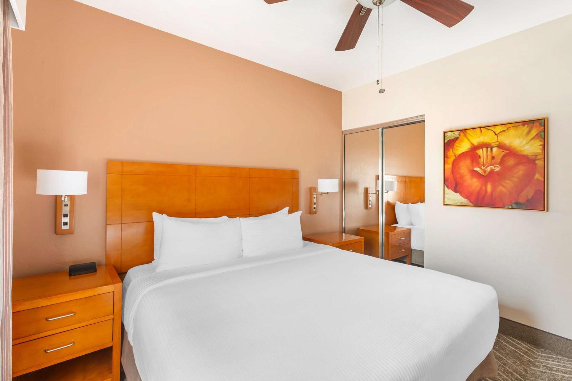Hilton Vacation Club Varsity Club Tucson Exteriör bild