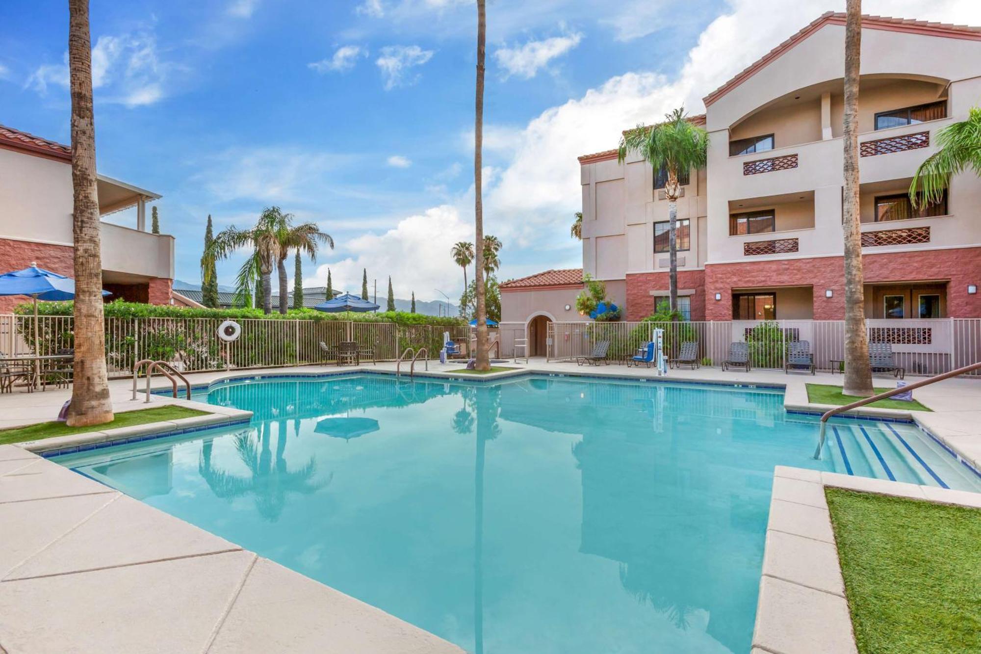 Hilton Vacation Club Varsity Club Tucson Exteriör bild